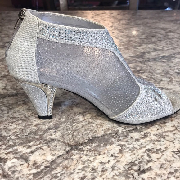 Sparkly Rhinestone Heels 7 - Picture 4 of 5